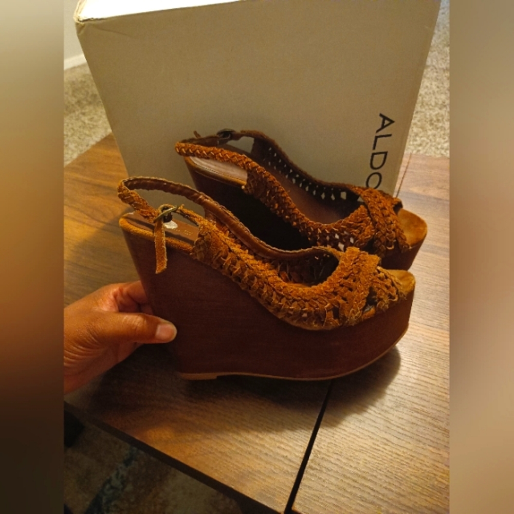 Aldo Women's Wedge Heels Size (41) 8.5
